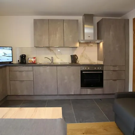 M4 Aparthotel