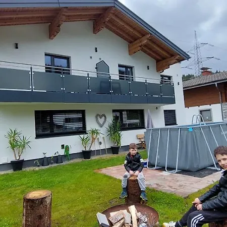 M4 Hotel apartamentowy *
