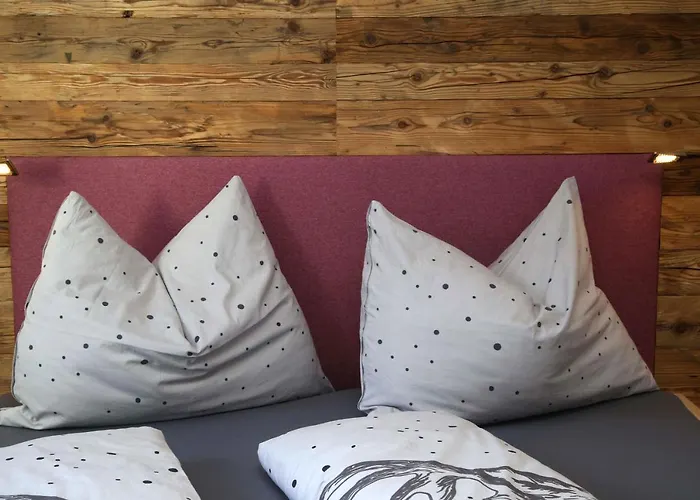 アパートホテル M4 4*