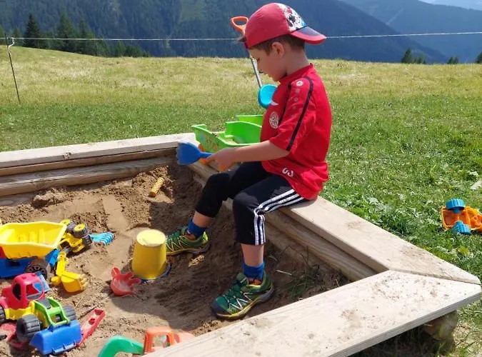 M4 アパートホテル ヴァークライン