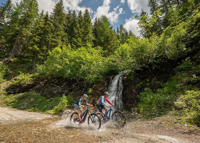 アパートホテル M4 4*