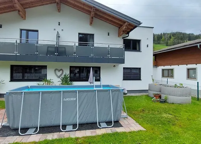 M4 アパートホテル